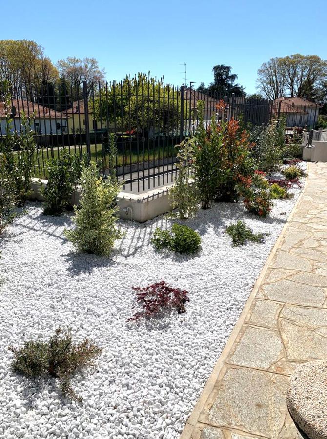 B&B Margante Somma Lombardo Exteriör bild
